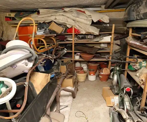 Günstige Kellerentrümpelung